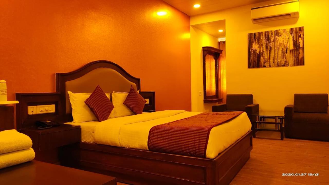 Hotel Banjara Regalia Mount Abu Exterior photo
