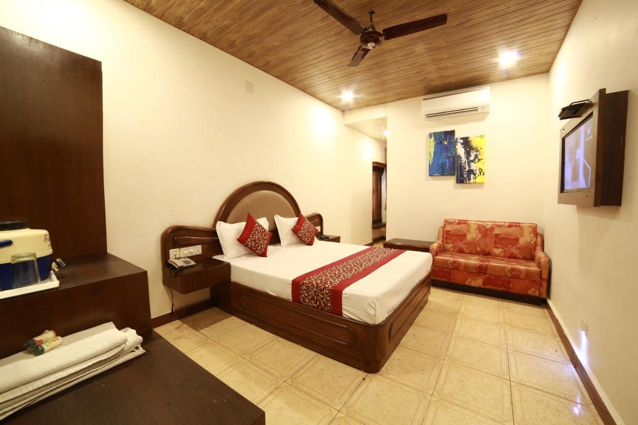 Hotel Banjara Regalia Mount Abu Exterior photo